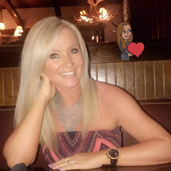 Meet your Posher, Rebecca - Picture 1 of 1